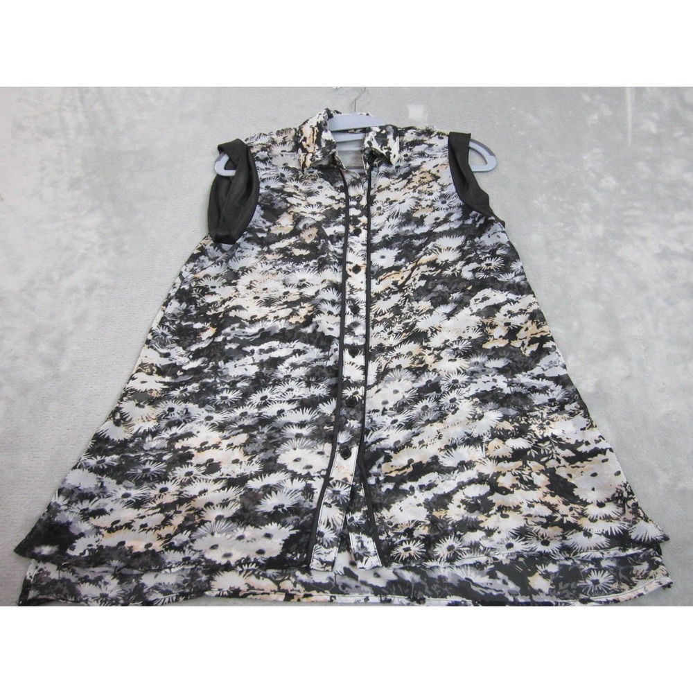 Material Girl Floral Sleeveless Top Womens Small Black White Button Up Blouse
